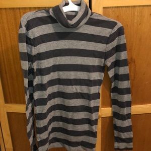 GAP turtleneck